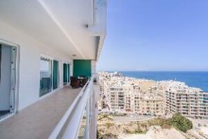 SEAFRONT LUXURY APARTMENT incl POOL – The Best Apartment/Flat in Sliema