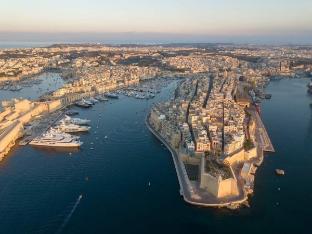 A Townhouse Overlooking Valletta – The Best Entire House in Senglea