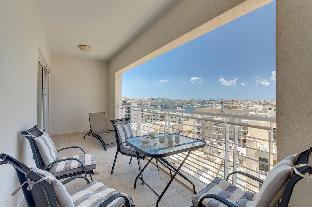 Luxury Apartment inc Pool amp; Views – The Best Apartment/Flat in Sliema