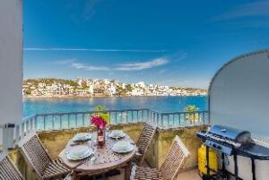 GetawaysMalta - Blue Harbour 3 Seafront Apartment in St Pauls Bay – The Best Apartment/Flat in St. Paul's Bay