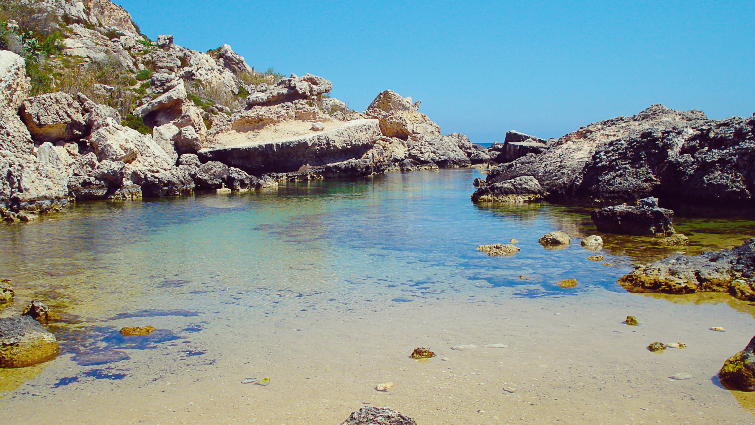 Slugs Bay - A Remote Beach in Malta