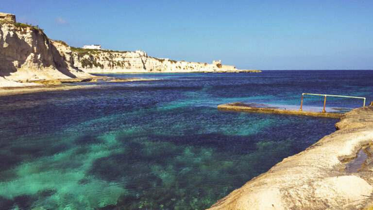 St. Thomas Bay - Family-Friendly Beach in Marsaskala